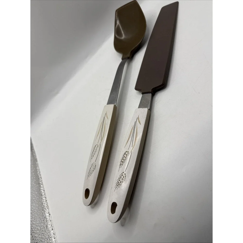 Sears vintage spreader